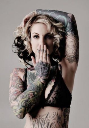 Татуировки на девушках (33 фото)
