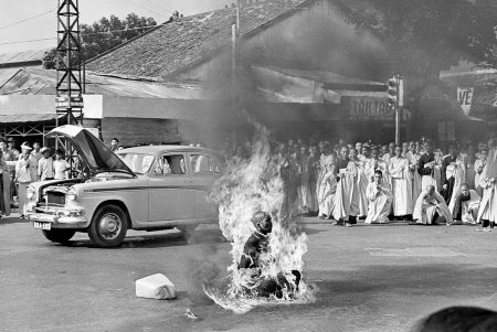 Самосожжение монаха