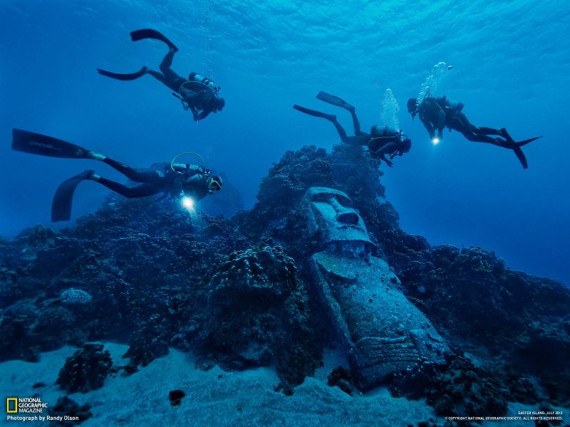 Подводный истукан острова Пасхи