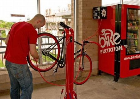 Автомат по ремонту велосипедов (9 фото)