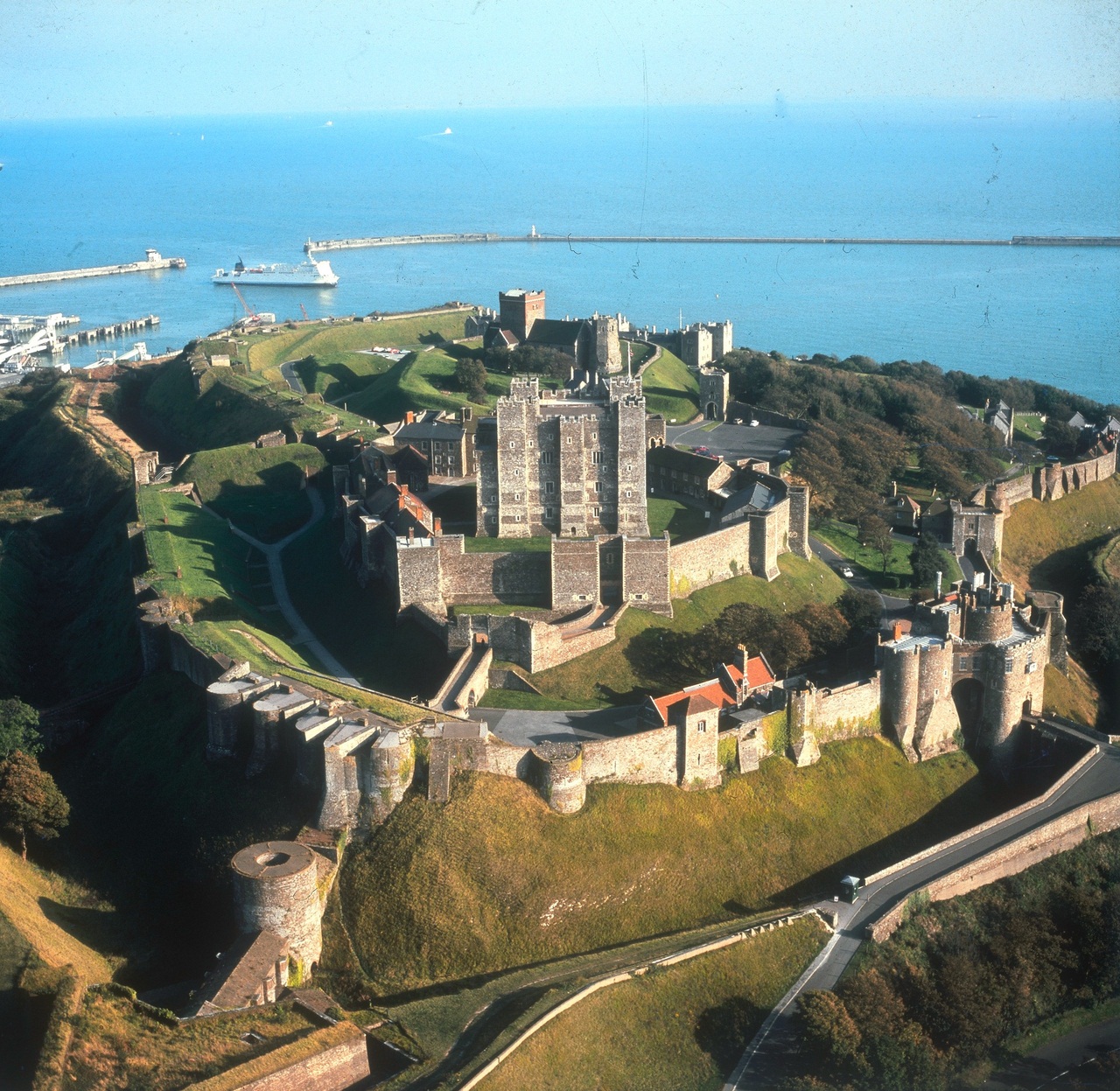 Английский замок Дувр Dover Castle и его легенды