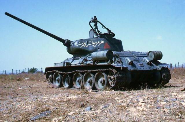 Сирийский Т-34-85, захваченный на Голанских высотах, летом 1967